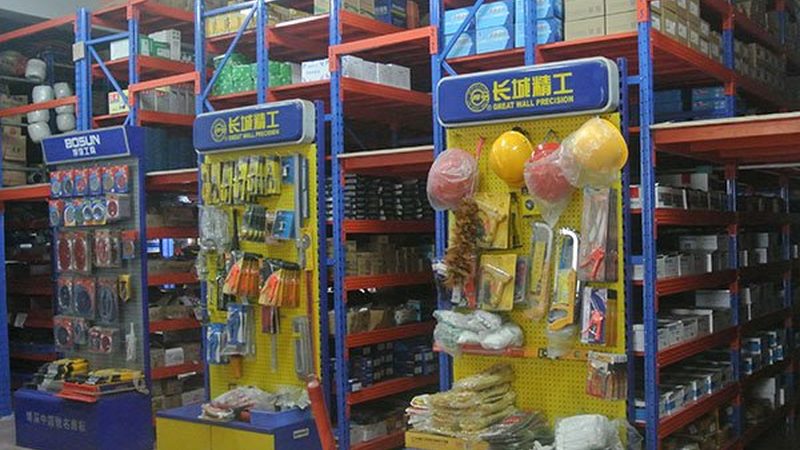 小标题：底盘配件的重要性