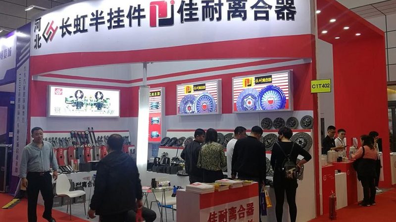 换机油机滤，价格几何？揭秘汽配市场常见误区**